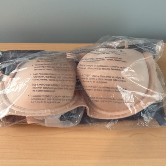 Savage X Fenty Strapless Bra Honey color NWT - Picture 5 of 7